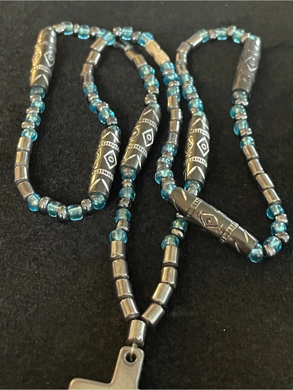 Cool unique beaded cross necklace, 22” unique design!  Excellent condition!